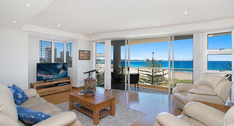 Ducati Monster 821 – Immaculate Condition, Low Miles!